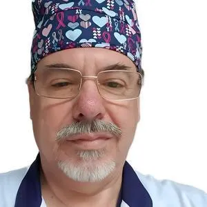 Голиков Владислав Евгеньевич: Терапевт.