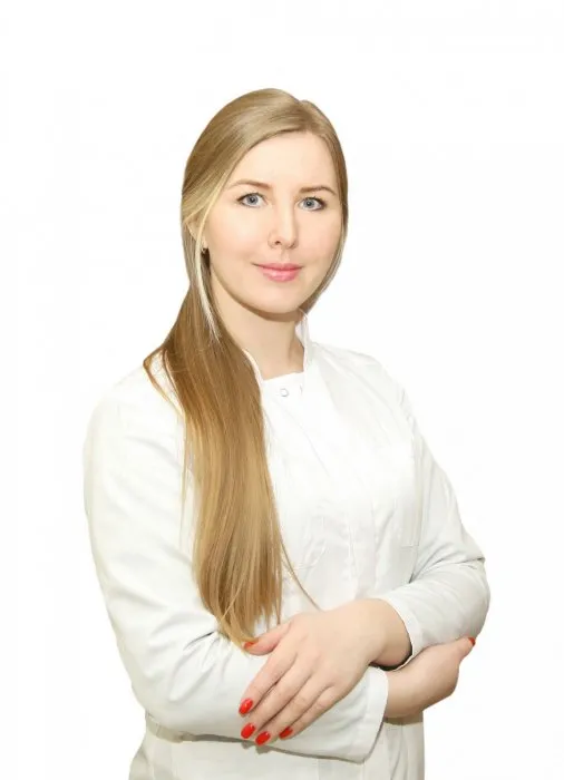 Ушакова Светлана Геннадьевна: Дерматолог.