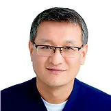 Илиязов Нуркамил Бакирович: Ортопед, Травматолог, Артролог, Вертебролог, Реабилитолог.