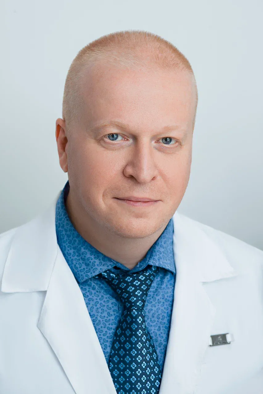 Бабовников Алексей Валерьевич: Ортопед, Травматолог, Артролог.