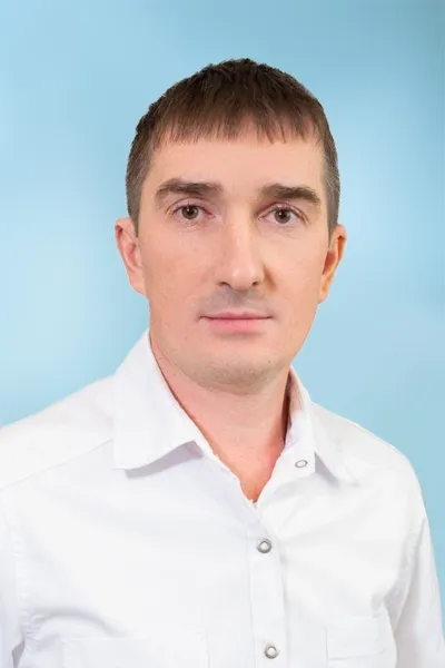 Губарев Антон Алексеевич: Невролог, Рефлексотерапевт, Мануальный терапевт.