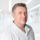 Ляхов Александр Михайлович: Остеопат.