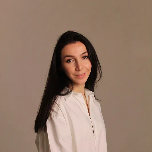 Абачараева Нигяр Абачараевна: Стоматолог-терапевт.