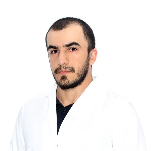 Шарифов Илькин Ильхам Оглы: УЗИ-специалист.