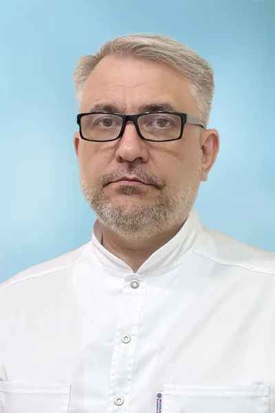 Кривчиков Евгений Александрович: Врач ЛФК, Мануальный терапевт, Спортивный врач.