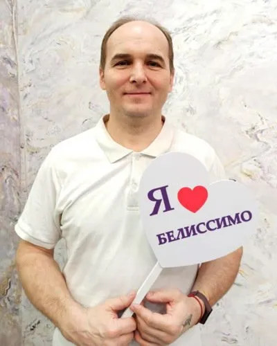 Агапов Владимир Владимирович: Массажист.