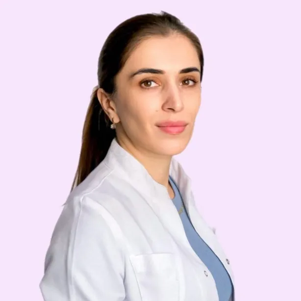 Курбанова Асият Ибрагимовна: УЗИ-специалист.